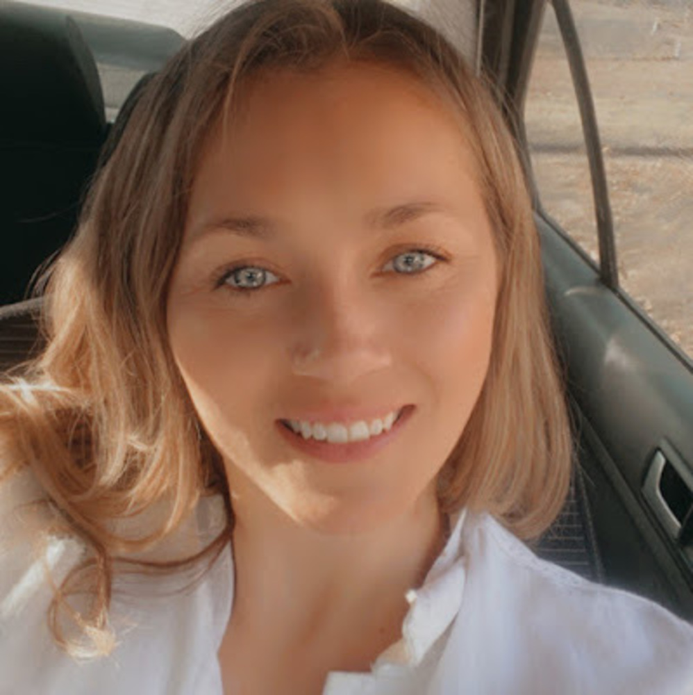 Meet your Posher, Briana